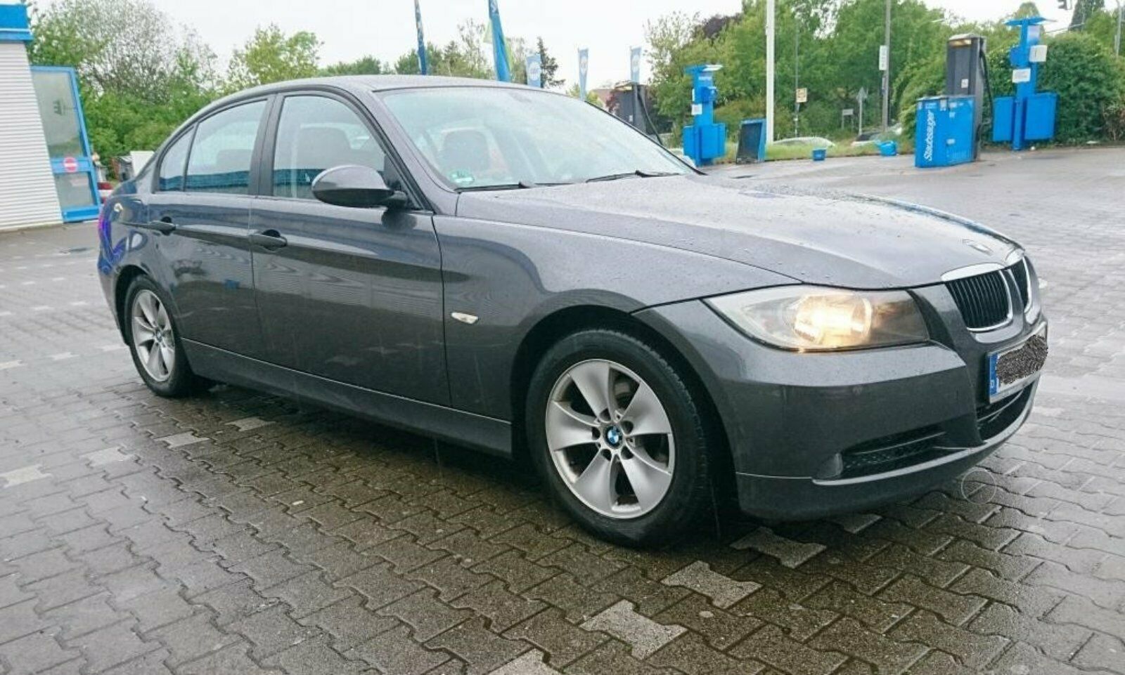 BMW320LPG10.JPG